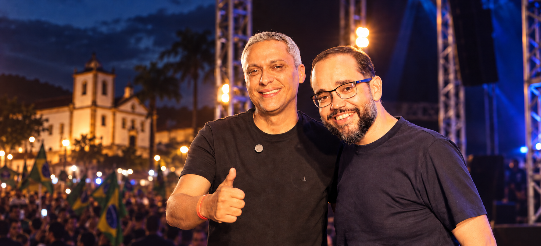 Fábio Sousa participa de caminhada em Pirenópolis ao lado de Gustavo Gayer